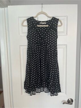 Rewind Black Sleeveless Mini Dress with White Geometric Print